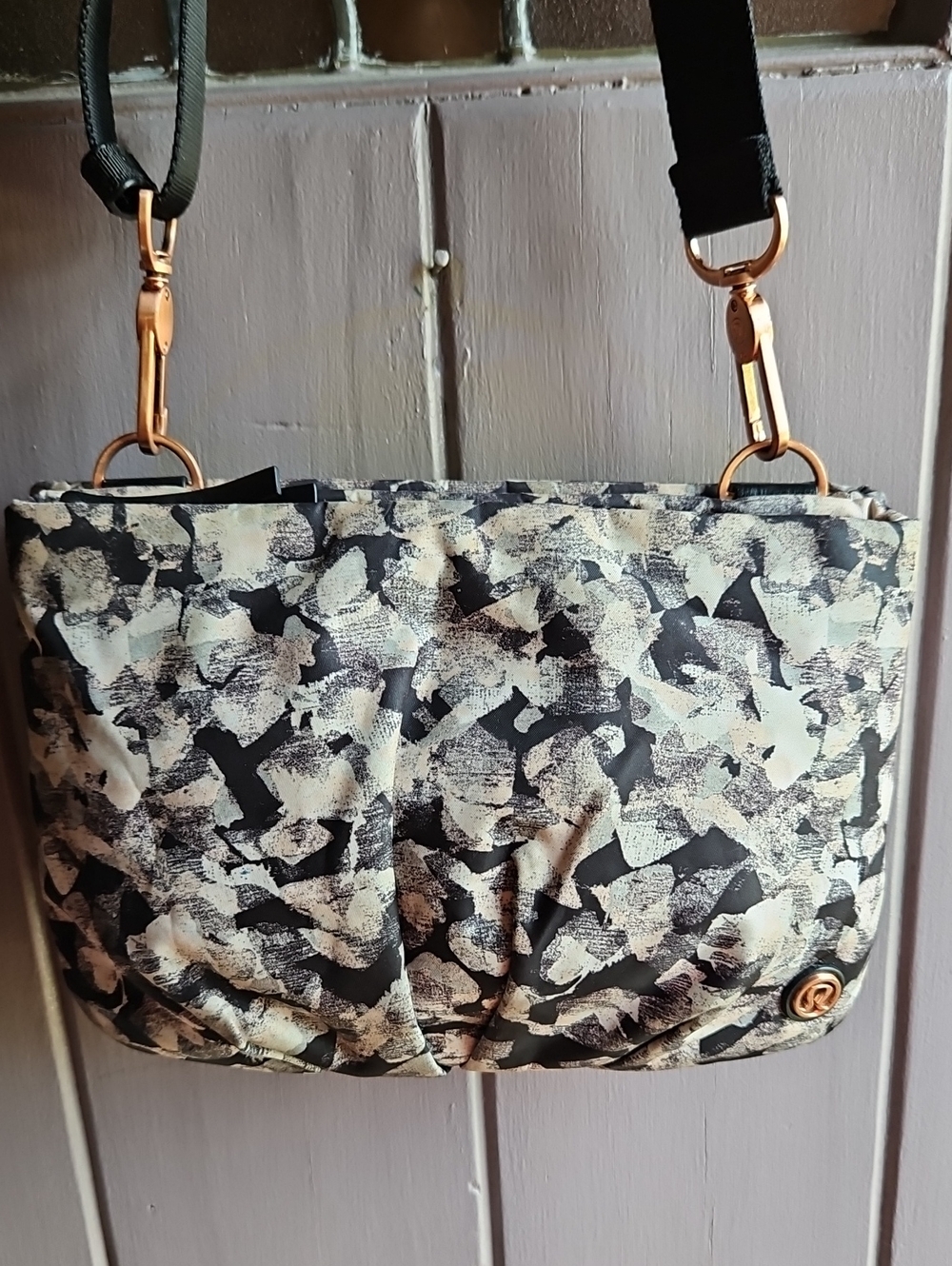 lululemon athletica Hip To Be Free Abstract Black & Gray Crossbody Bag
